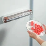 Чем кухонная плёнка отличается от обычной — и можно ли заменить одну другой