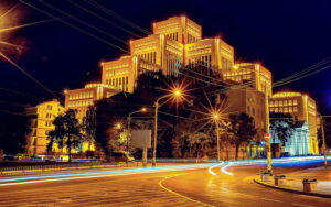 Розвиток Дніпра очима місцевих ЗМІ: від індустріального минулого до технологічного майбутнього