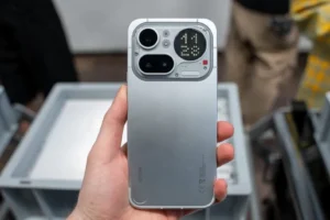 Nothing Phone 4a: стоит ли покупать прозрачный гаджет от Nothing Phone